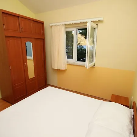 Rogoznica 3198d * Rogoznica (Sibenik-Knin)
